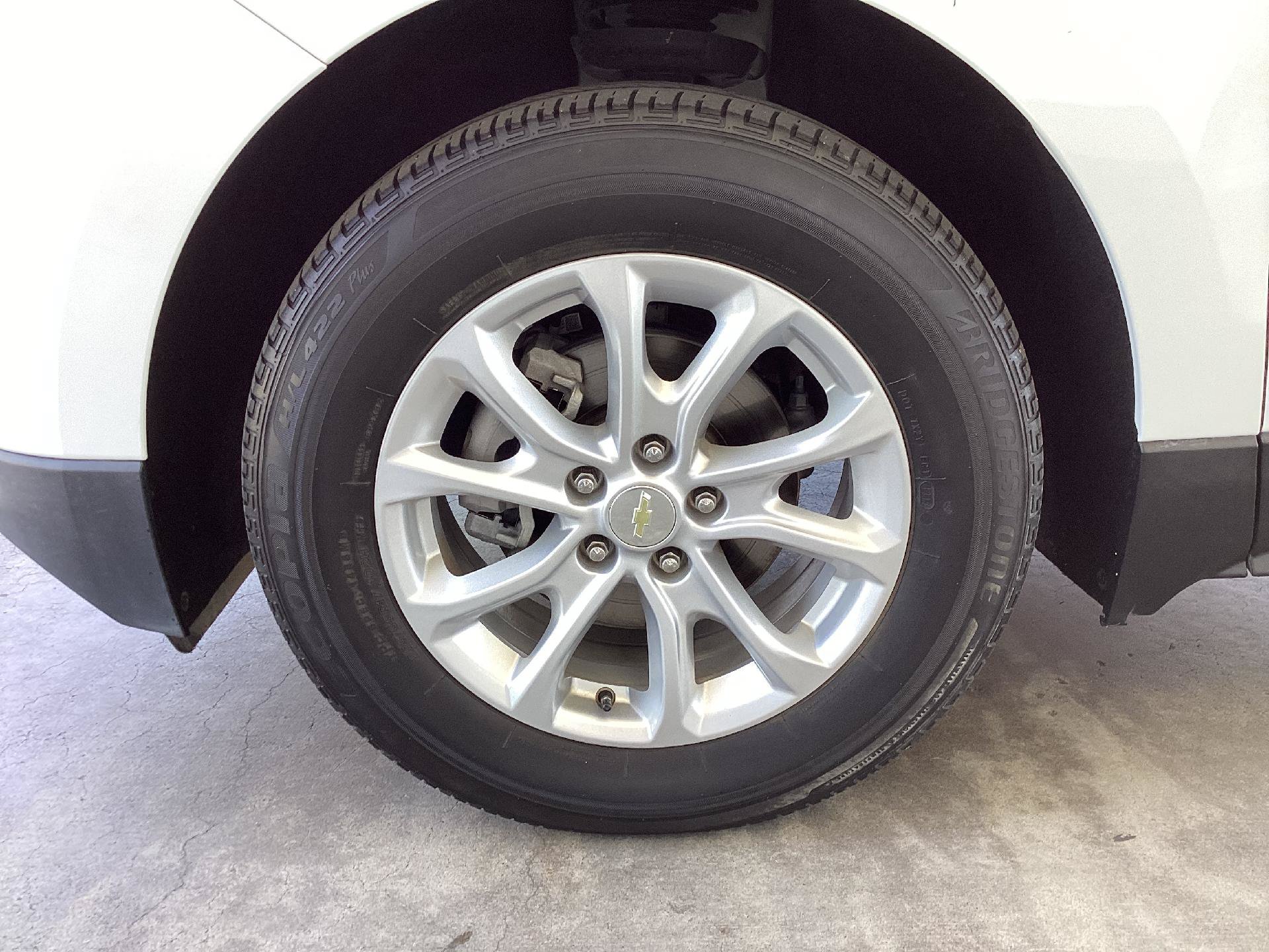 Used 2019 Chevrolet Equinox LS w/ LS Convenience Package AWD/4WD image 19