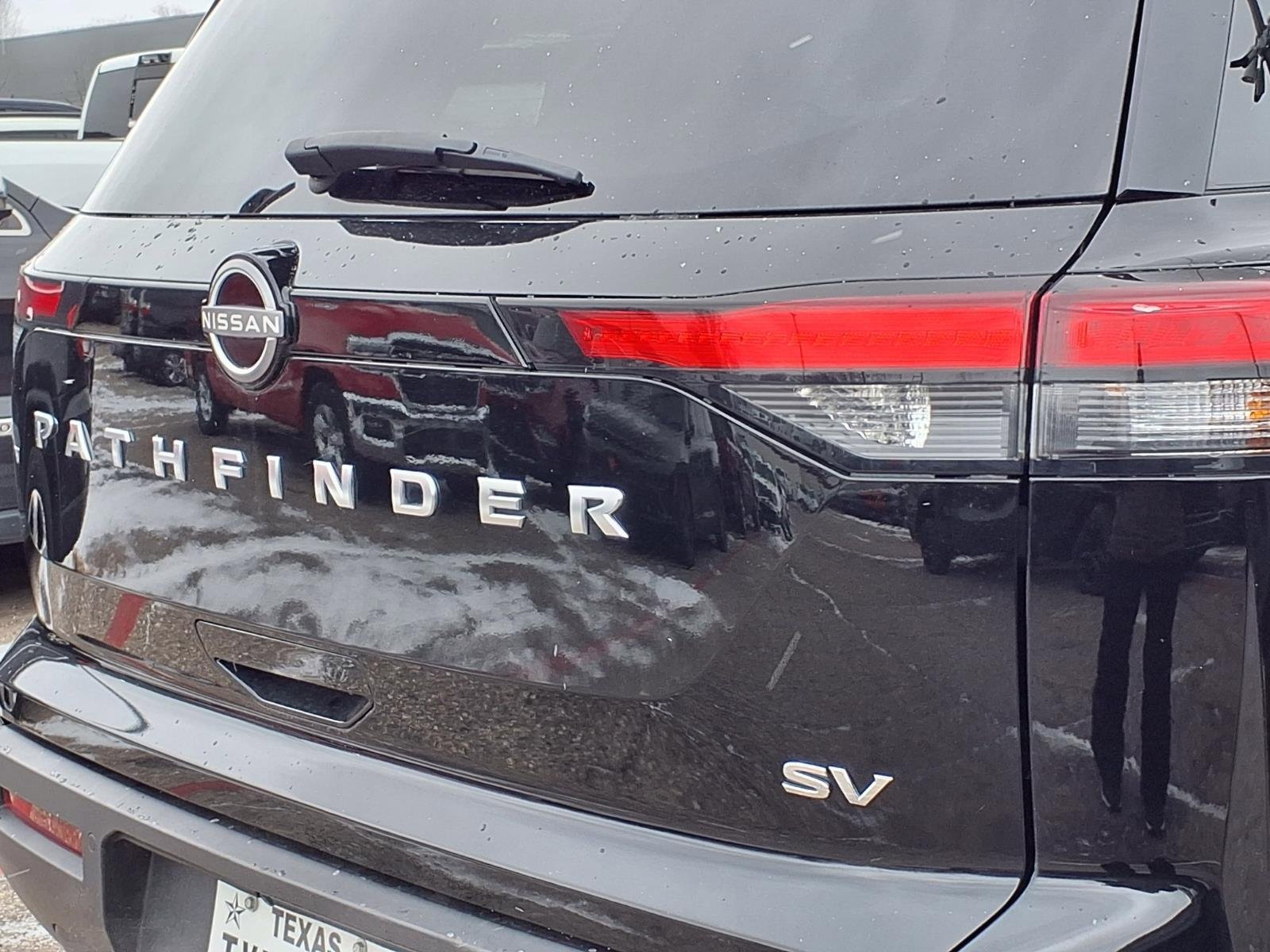Used 2024 Nissan Pathfinder SV image 21