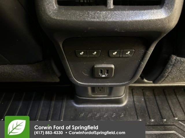 Used 2020 Chevrolet Equinox Premier image 17