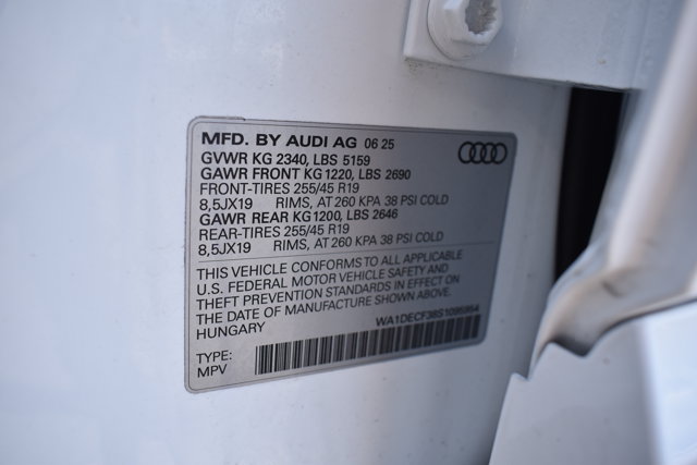 Used 2025 Audi Q3 2.0T Premium w/ Convenience Package AWD/4WD image 27