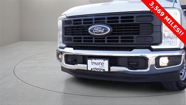 Used 2023 Ford F250 XL w/ XL Chrome Package image 23