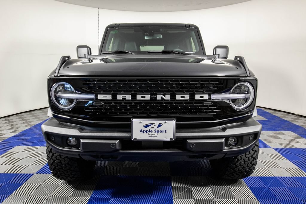 Used 2026 Ford Bronco Outer Banks AWD/4WD image 3