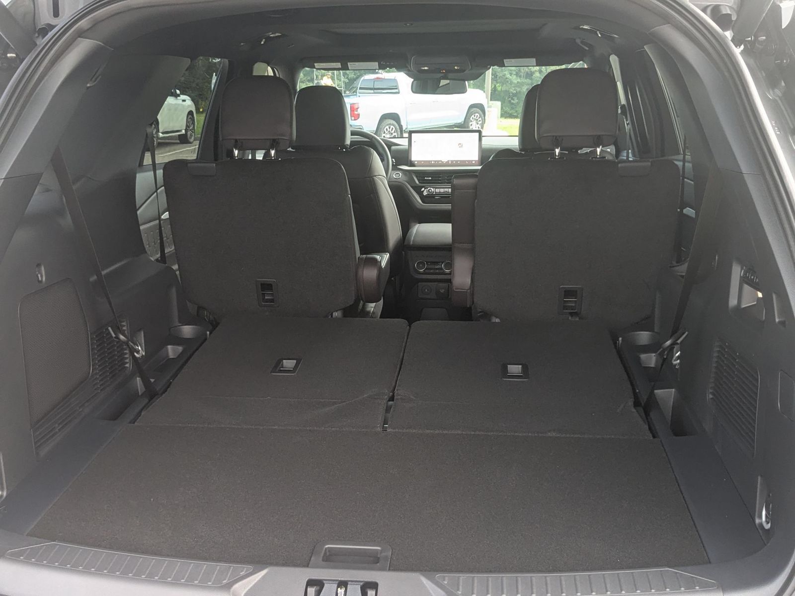 New 2026 Ford Explorer Platinum w/ LUX Leather Package AWD/4WD image 36