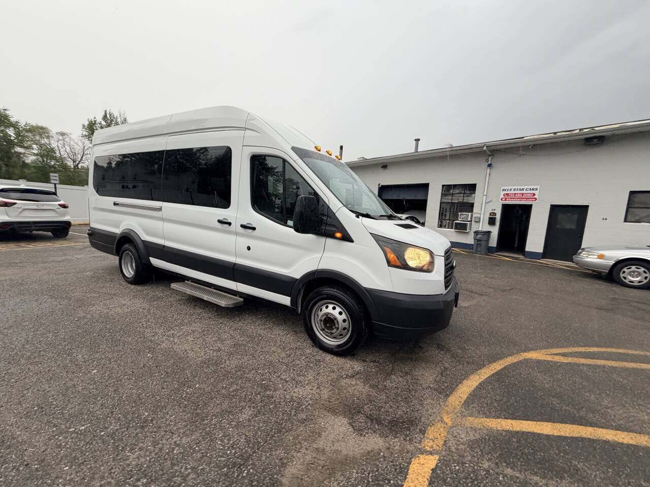 Used 2016 Ford Transit 350 XL RWD image 9