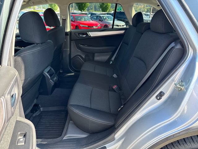 Used 2019 Subaru Outback 2.5i Premium AWD/4WD image 16