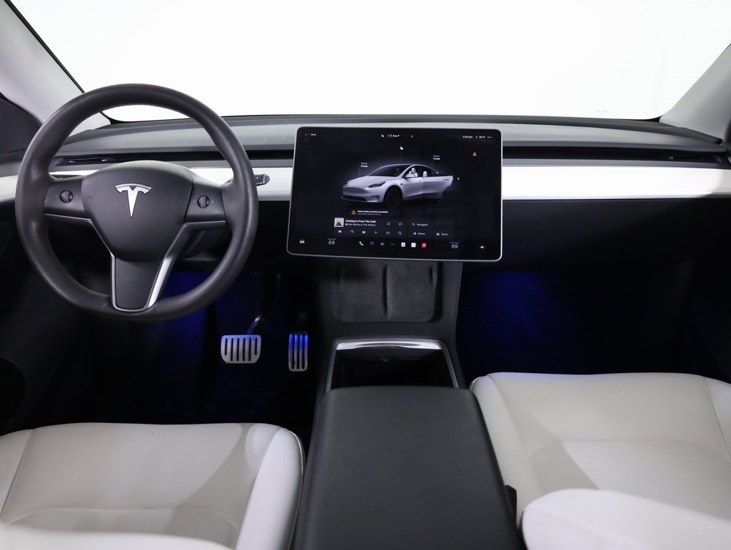 Used 2023 Tesla Model Y Performance image 45