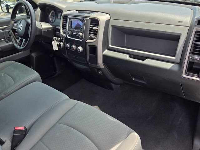 Used 2016 RAM 1500 Express RWD image 11