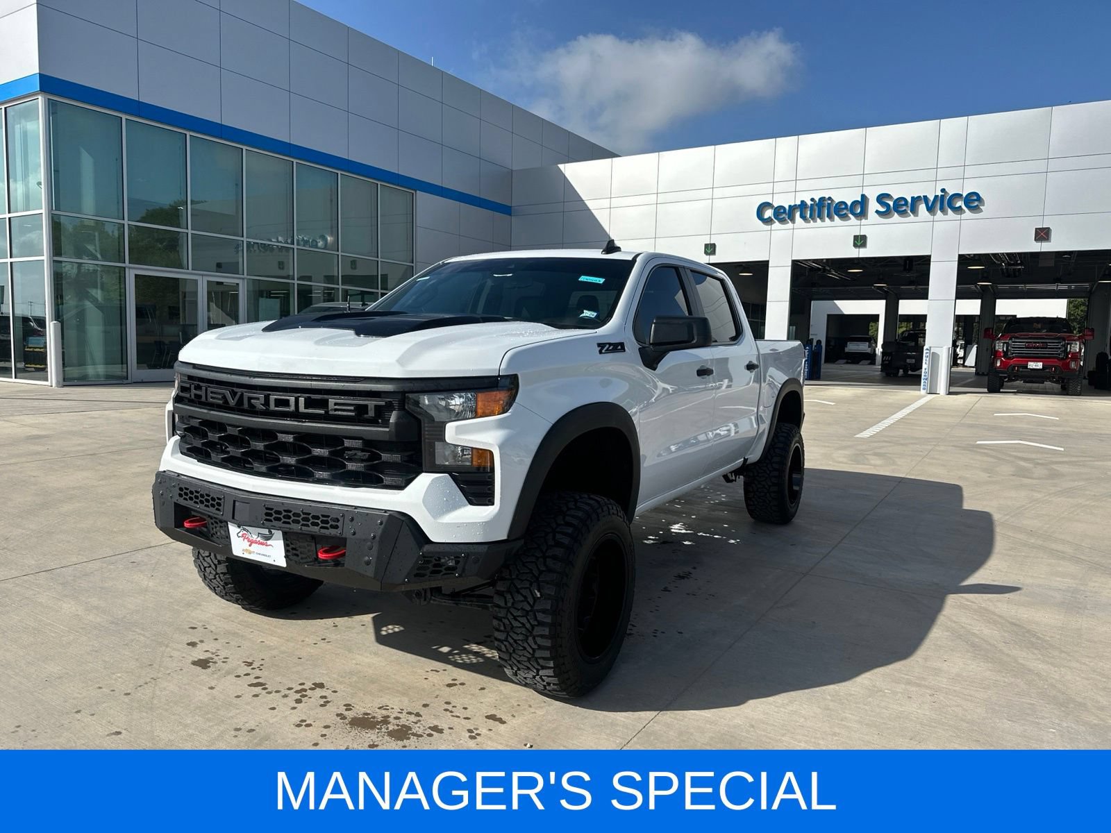 Used 2024 Chevrolet Silverado 1500 Custom Trail Boss w/ LPO, Dark Essentials Package