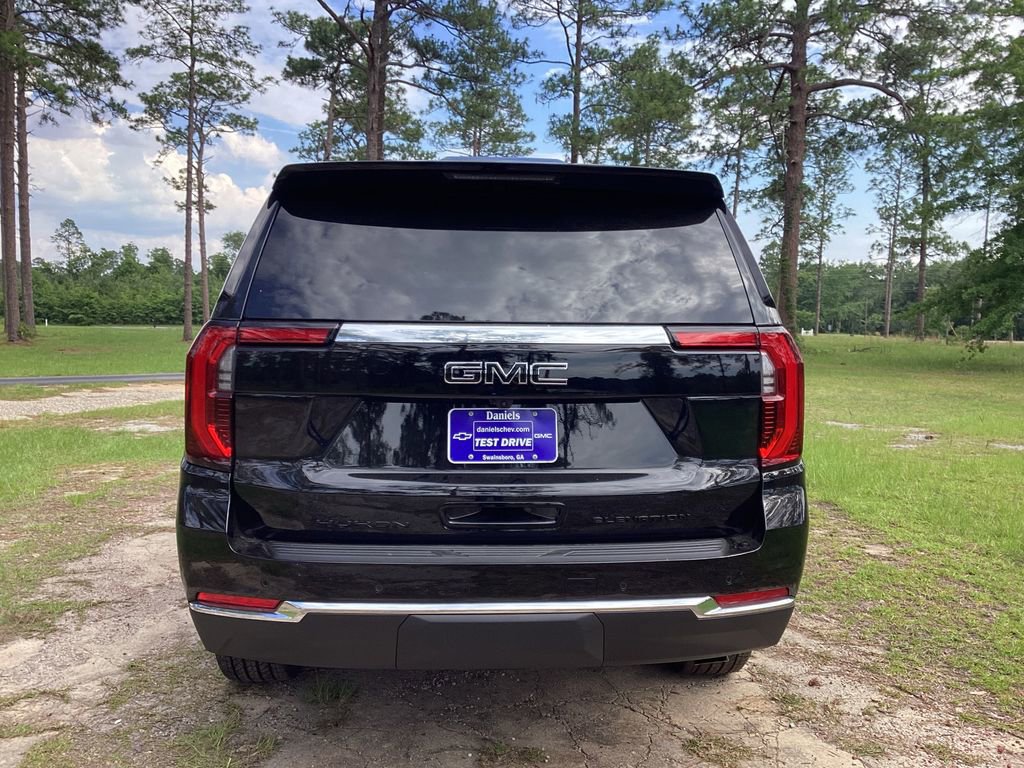 New 2026 GMC Yukon Elevation w/ LPO, Elevation Black Package RWD image 4