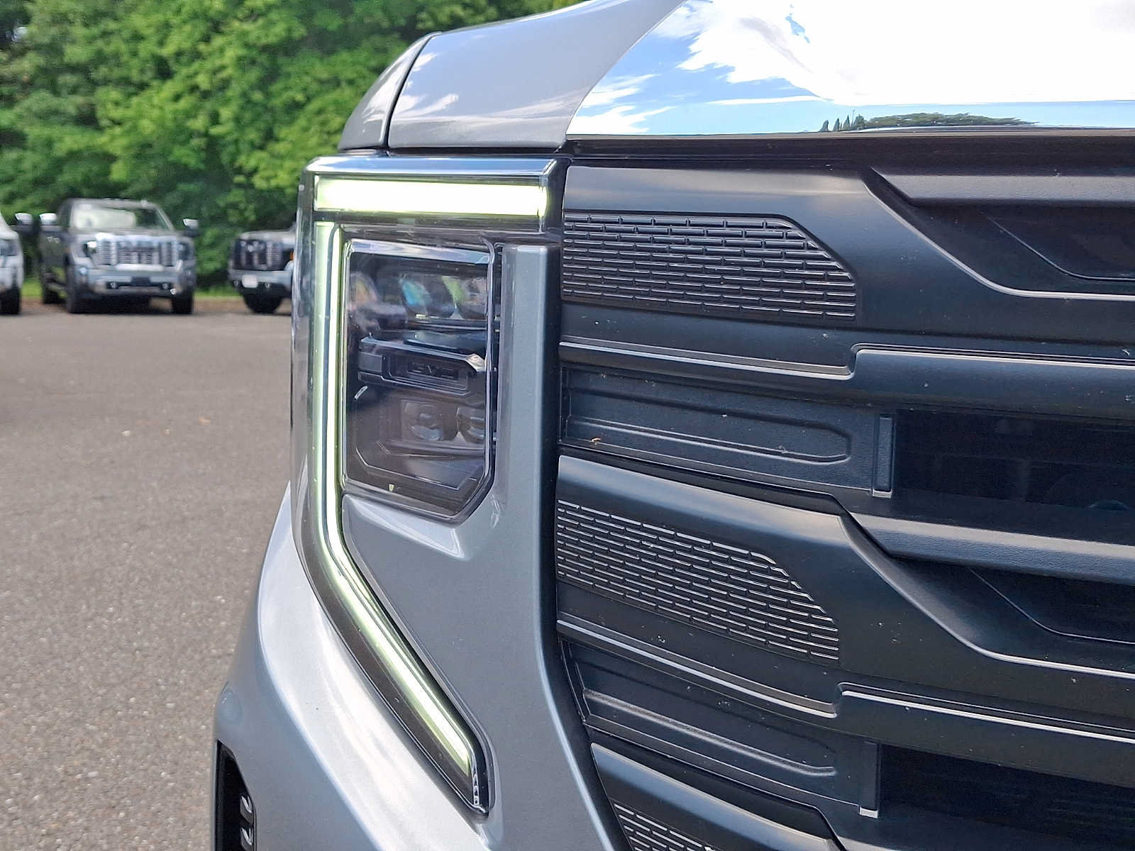 Used 2023 GMC Sierra 1500 Pro w/ Pro Value Package AWD/4WD image 10
