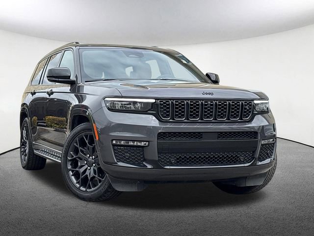 Certified 2025 Jeep Grand Cherokee L Summit w/ Advanced Protech Group IV AWD/4WD image 2
