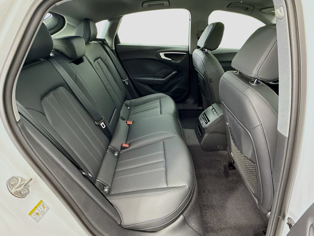 Used 2025 Audi A5 2.0T Premium w/ Convenience Package AWD/4WD image 23