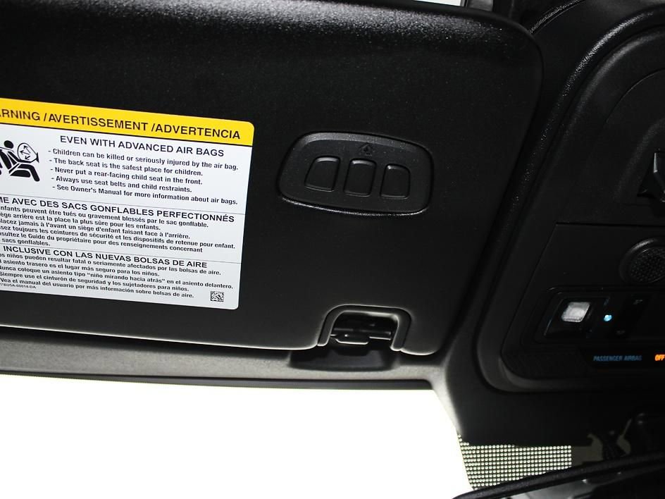 Used 2025 Ford Bronco Badlands image 23