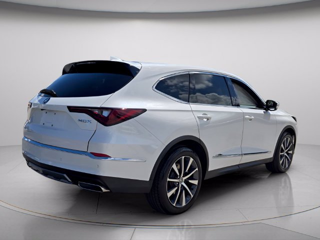 Certified 2026 Acura MDX w/ Technology Package FWD image 8