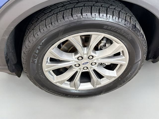 Used 2020 Ford Explorer XLT w/ Equipment Group 202A image 31