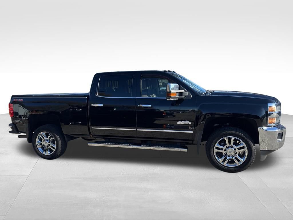 Used 2016 Chevrolet Silverado 2500 High Country w/ High Country Premium Package image 6