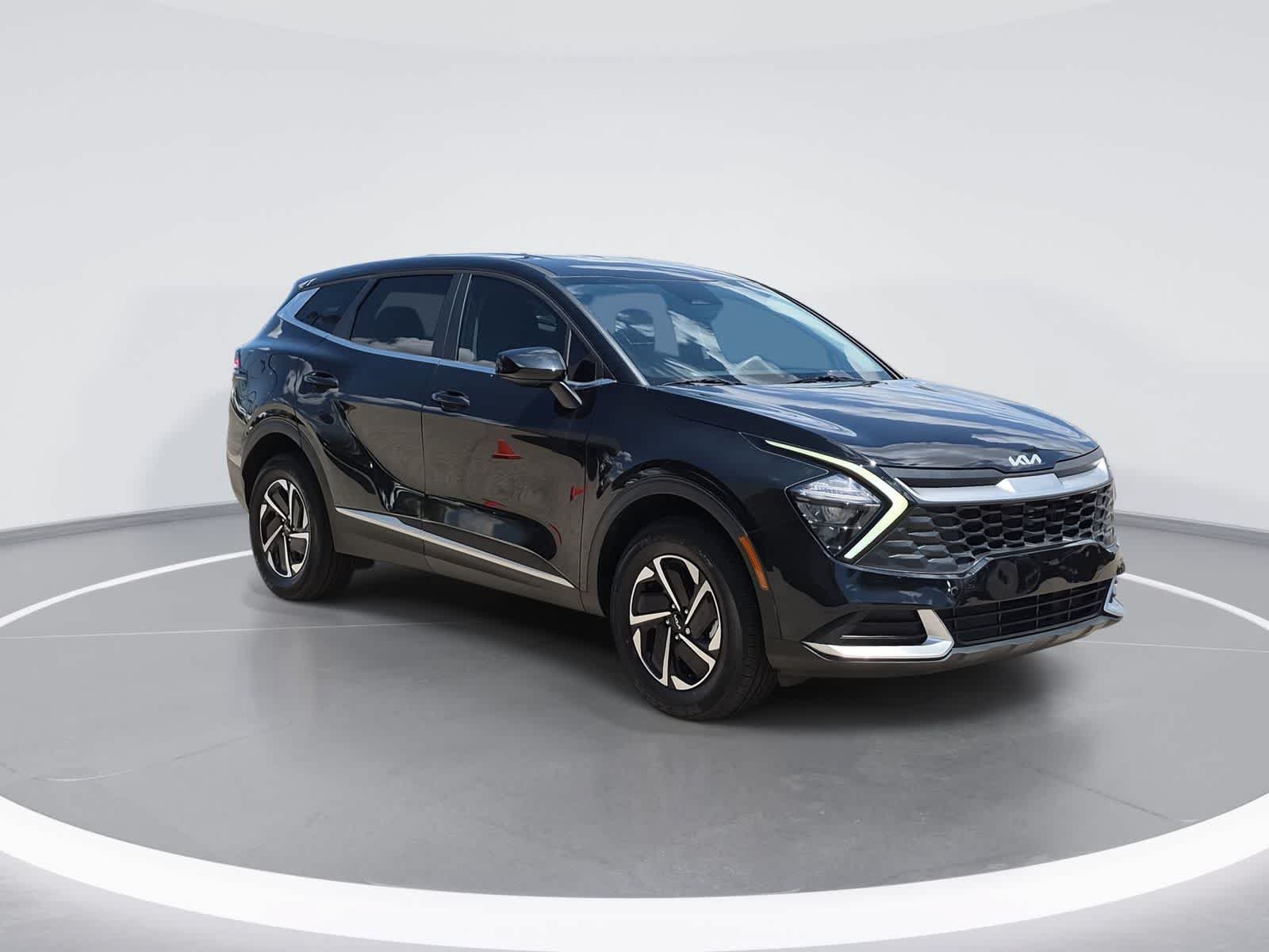 Used 2023 Kia Sportage LX AWD/4WD image 2