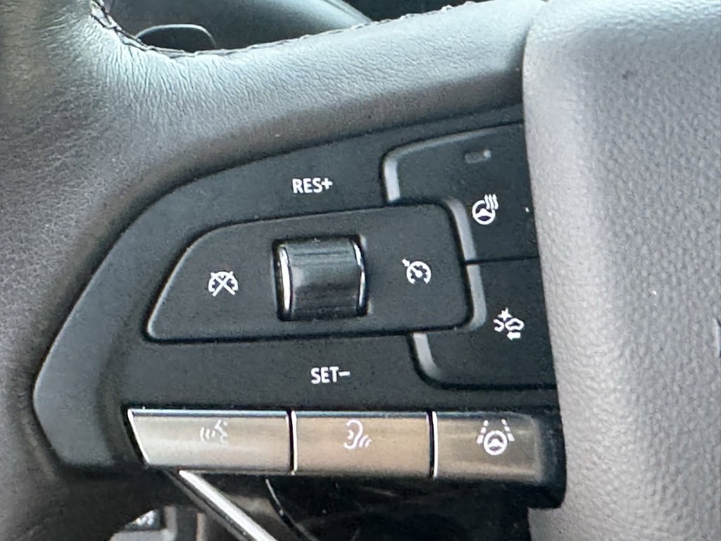 Used 2024 Cadillac Escalade Premium Luxury w/ LPO, Floor Liner Package image 25