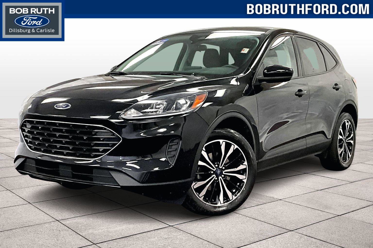 Used 2022 Ford Escape SE w/ SE Sport Appearance Package