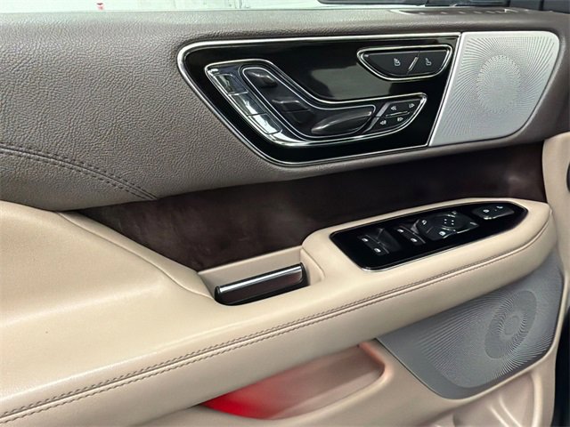 Used 2022 Lincoln Navigator L Reserve image 38