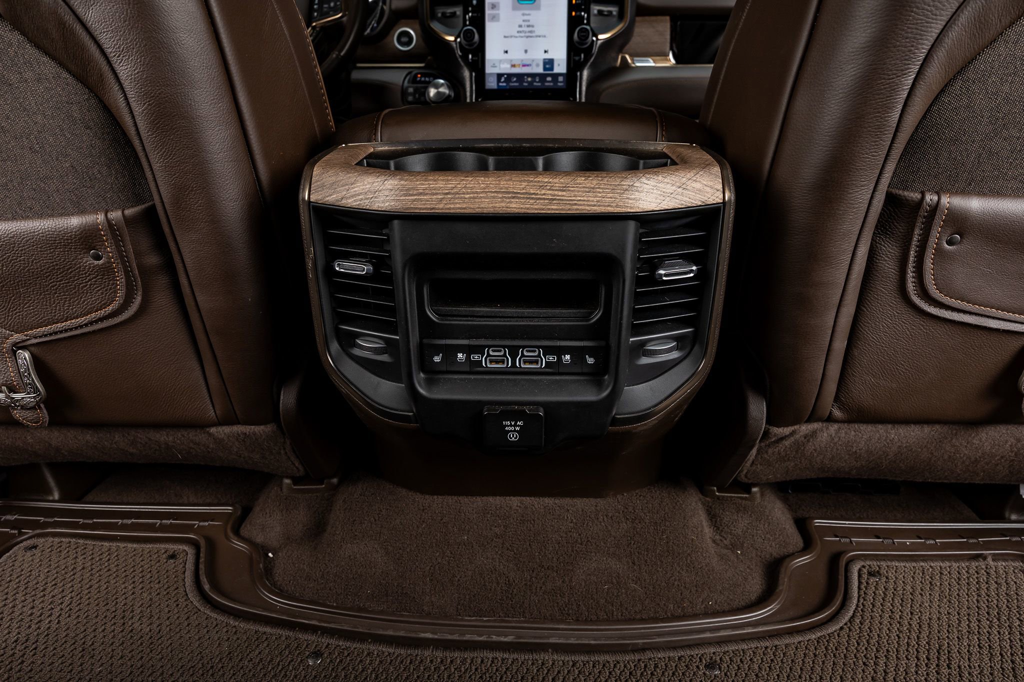 Used 2025 RAM 1500 Limited w/ Bed Utility Group image 33