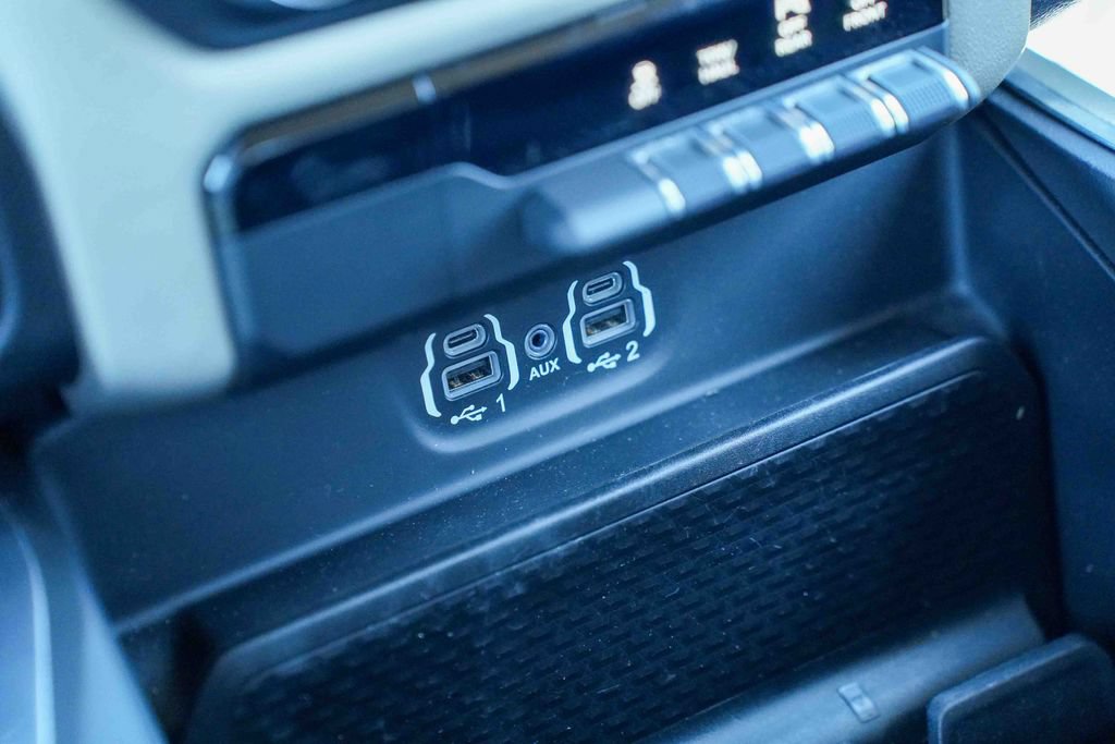 Used 2021 RAM 1500 Laramie AWD/4WD image 41