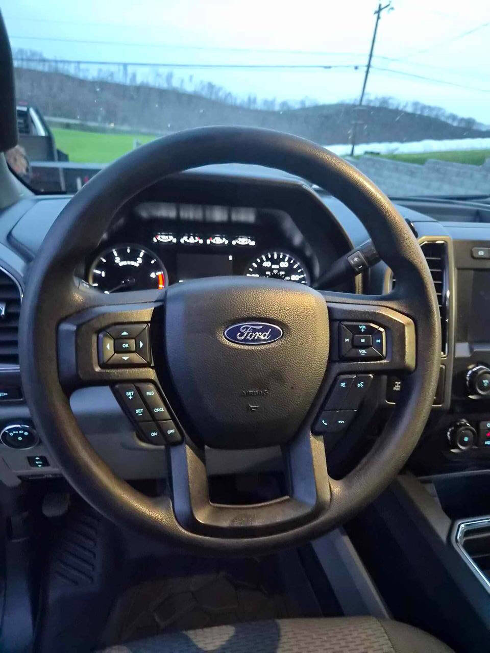 Used 2020 Ford F250 XLT w/ XLT Premium Package AWD/4WD image 13