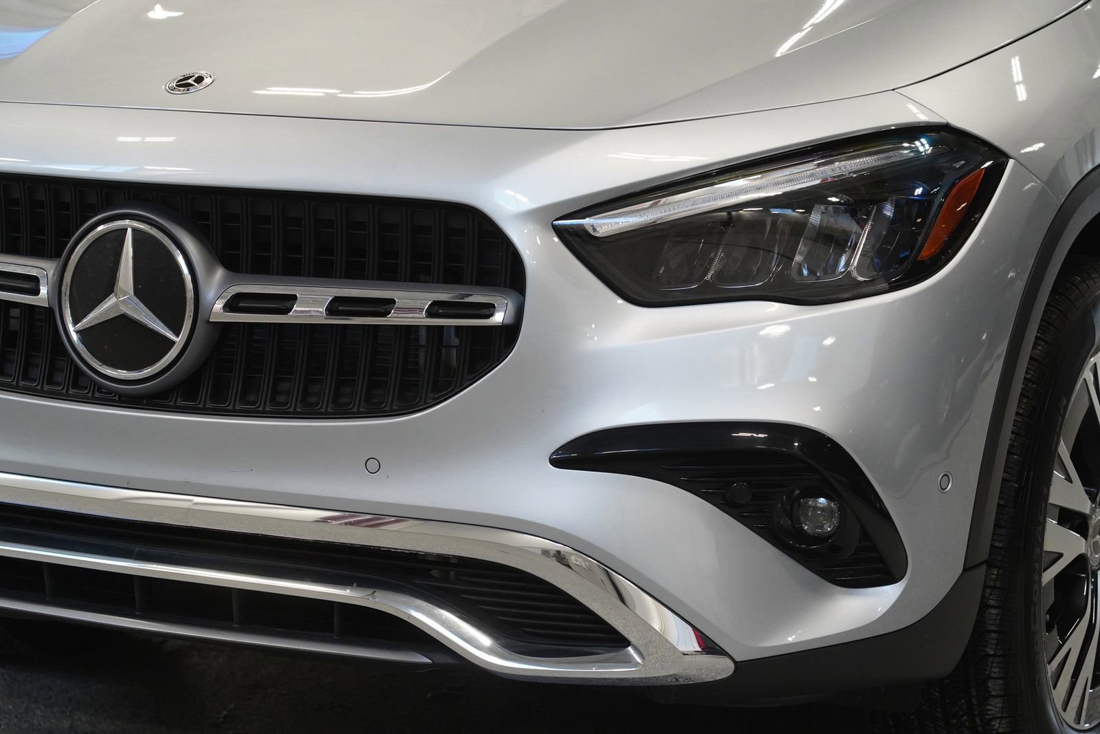 Used 2025 Mercedes-Benz GLA 250 4MATIC image 8