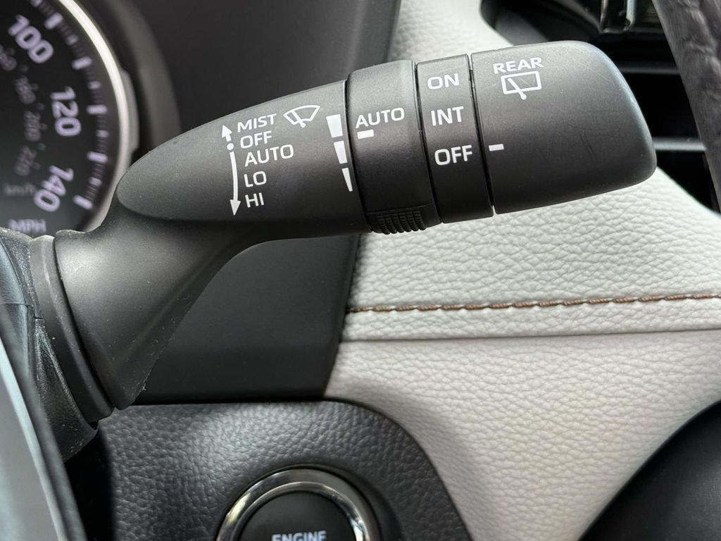Used 2022 Toyota RAV4 XLE w/ Convenience Package AWD/4WD image 27
