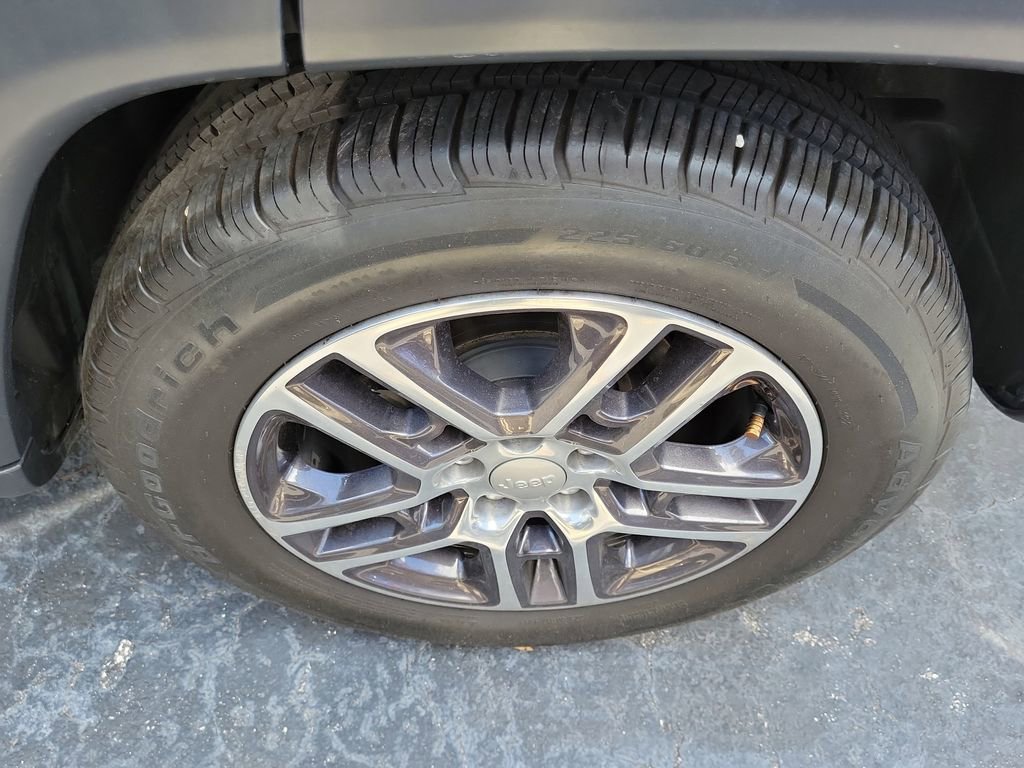 Used 2018 Jeep Compass Latitude image 7