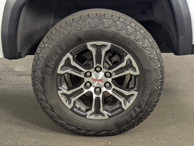Used 2024 GMC Canyon AT4 w/ AT4 Premium Package image 12