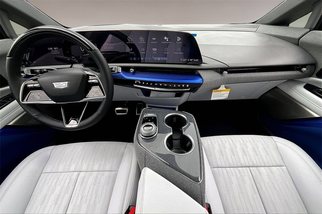 New 2025 Cadillac Optiq Sport 2 image 5
