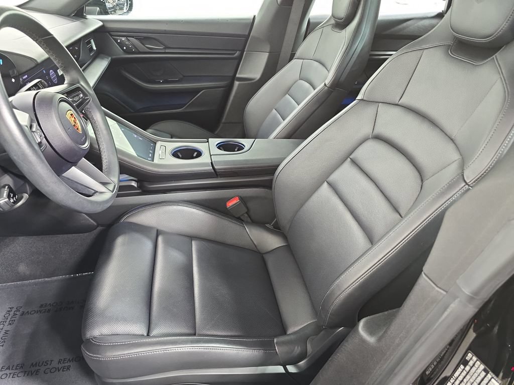 Used 2024 Porsche Taycan RWD image 5