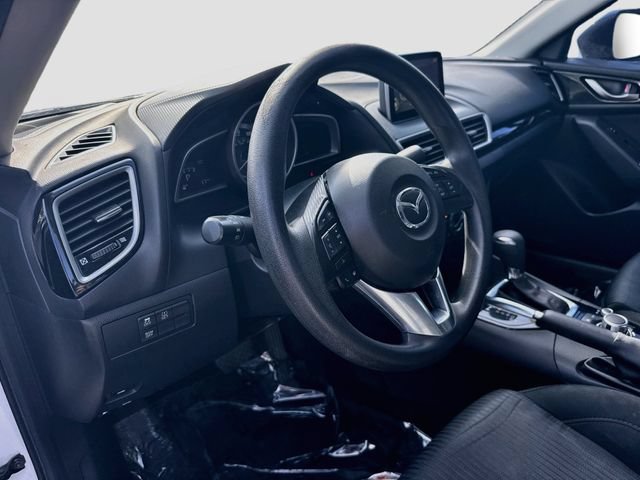 Used 2016 MAZDA MAZDA3 i Sport w/ Preferred Equipment Package FWD image 11