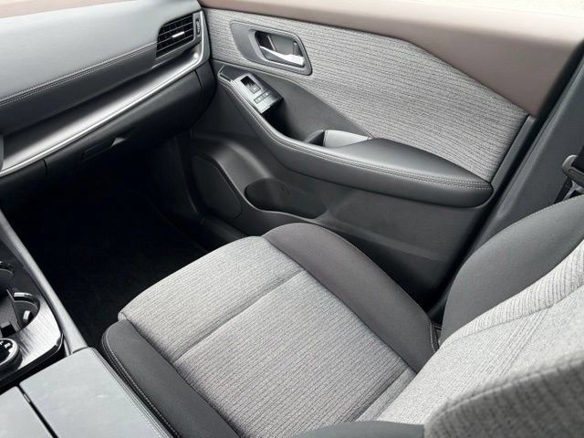 Certified 2023 Nissan Rogue SV AWD/4WD image 34