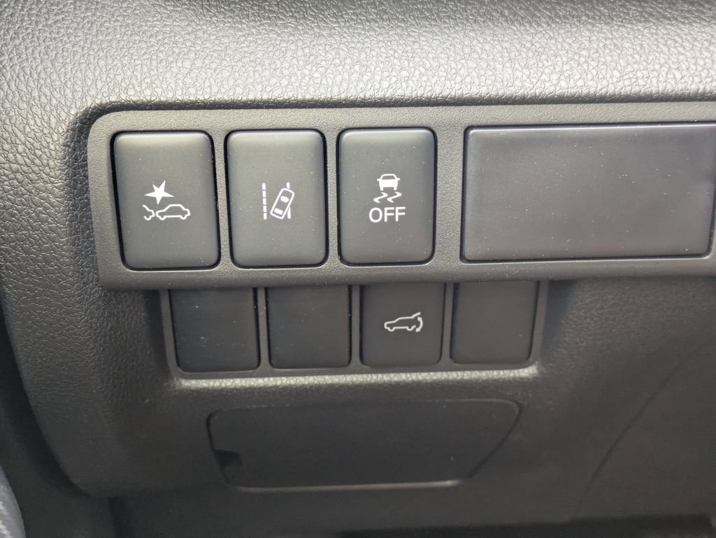 New 2026 Mitsubishi Eclipse Cross SEL AWD/4WD image 24