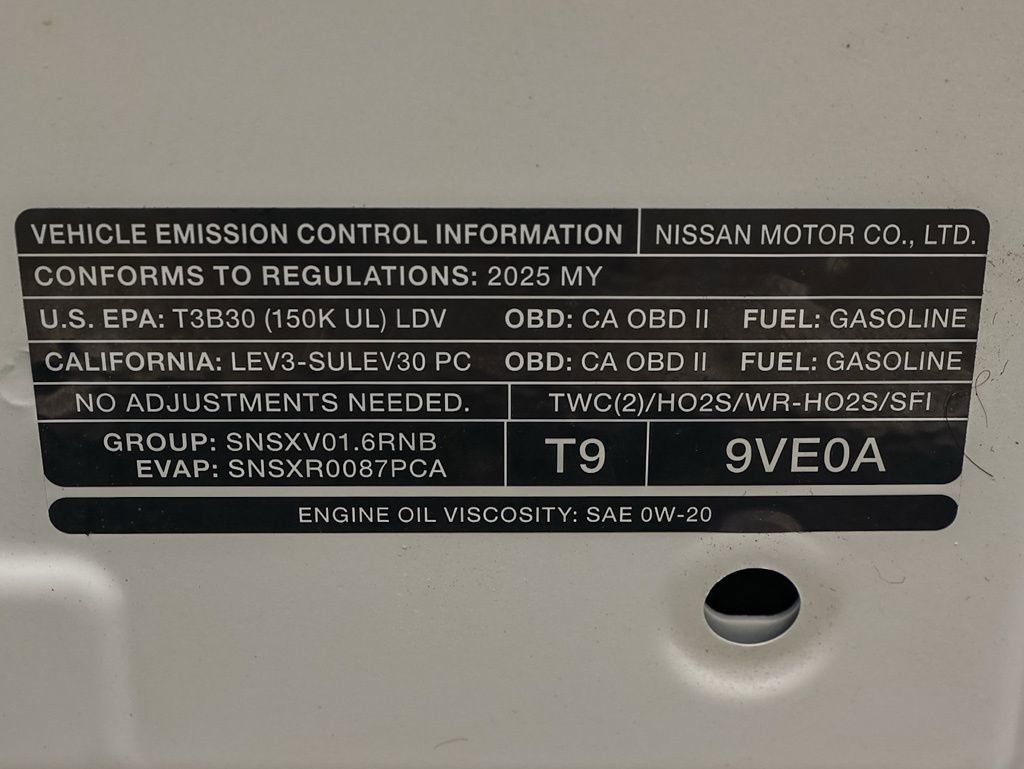 Used 2025 Nissan Versa SV w/ Trunk Package image 31