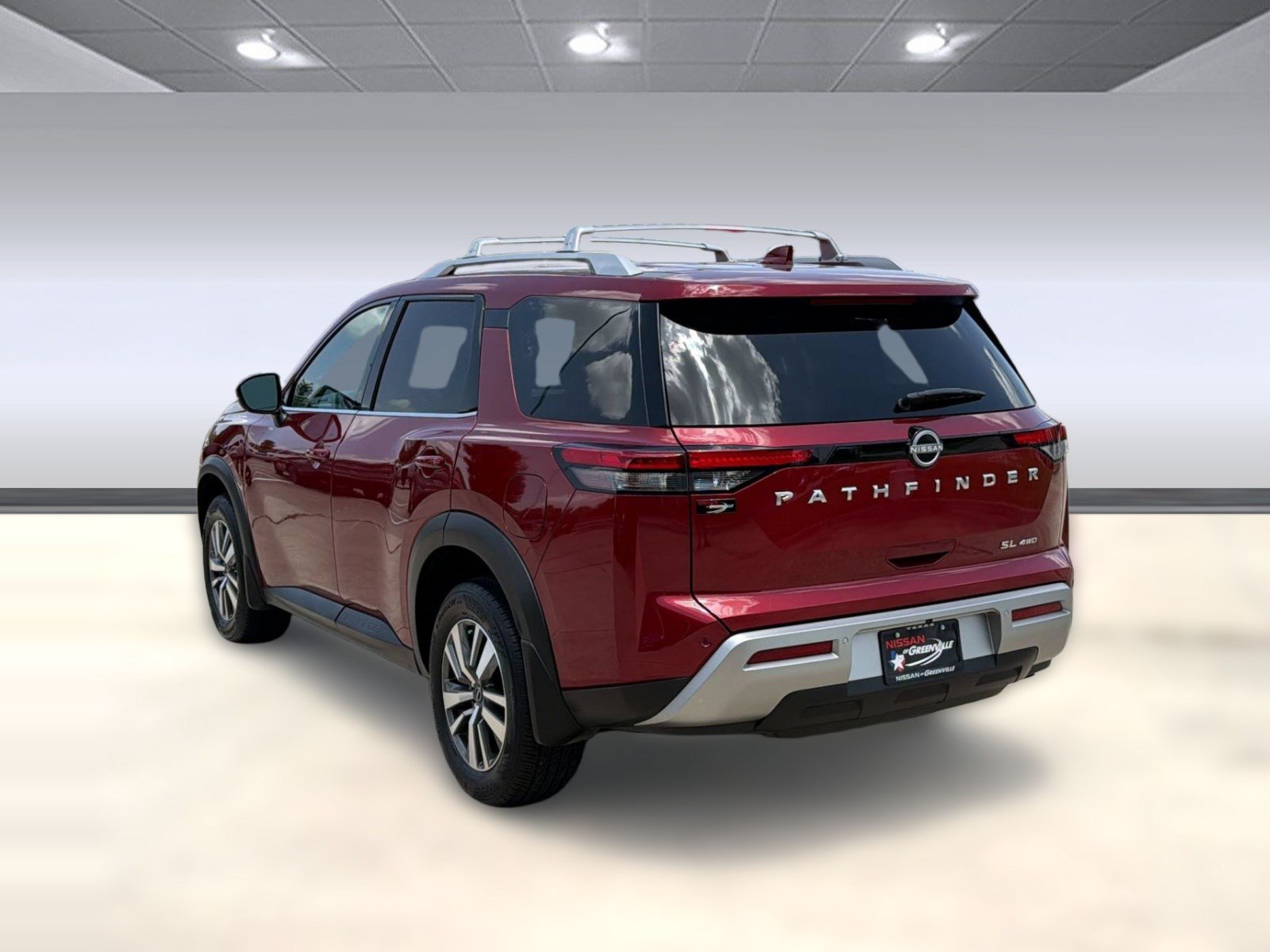 Used 2025 Nissan Pathfinder SL AWD/4WD image 3