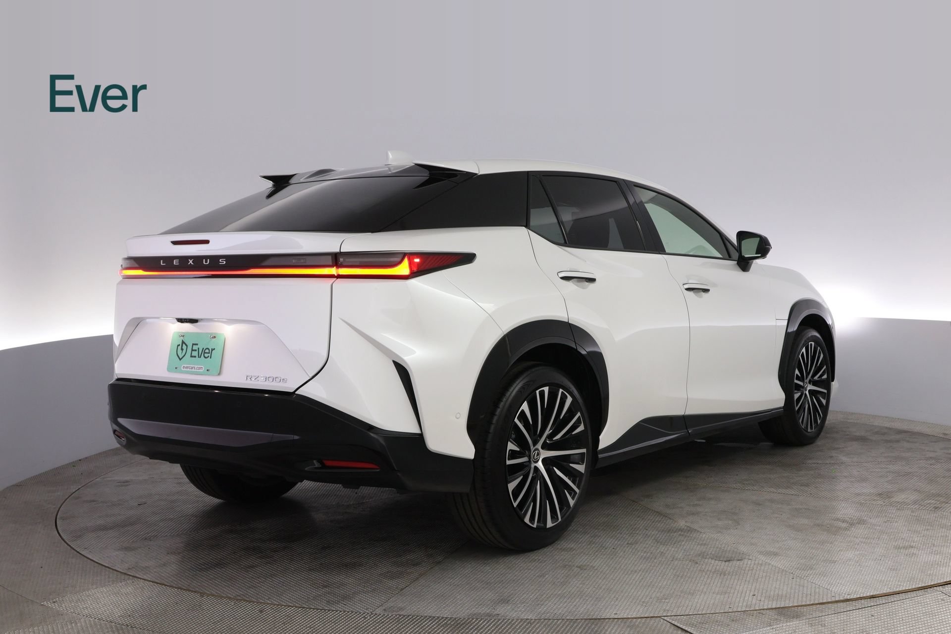 Used 2024 Lexus RZ 300e Premium FWD image 3