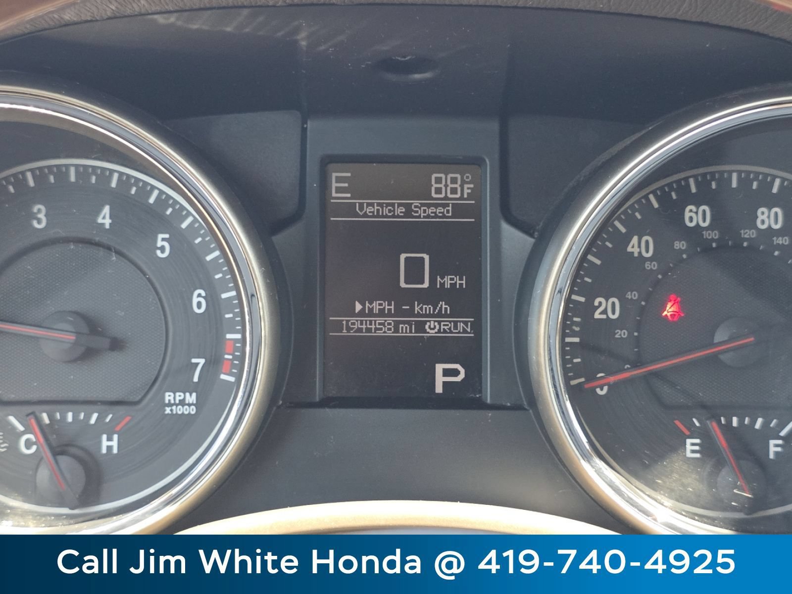 Used 2011 Jeep Grand Cherokee Overland w/ Mopar Chrome Edition Group AWD/4WD image 27
