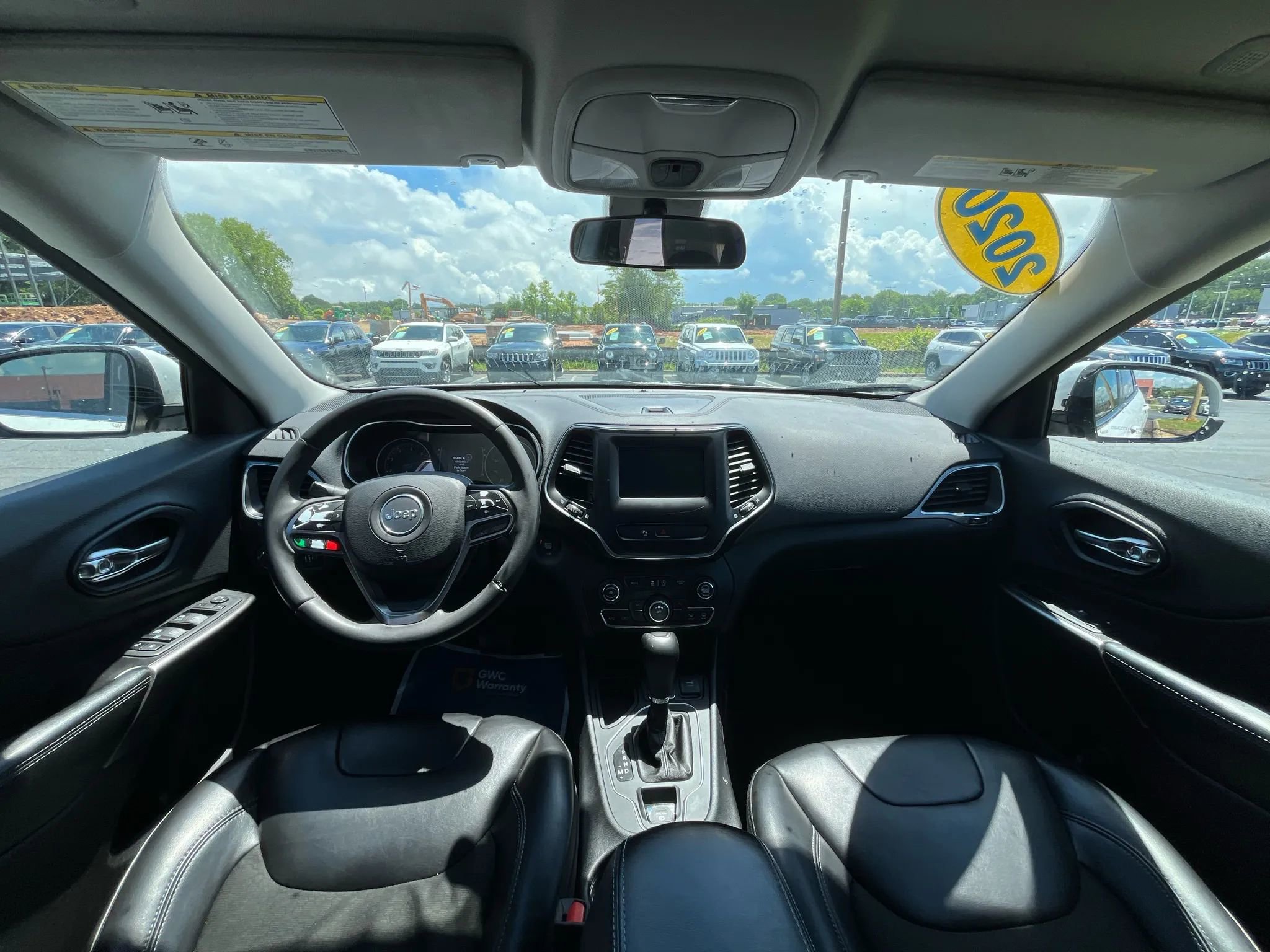 Used 2020 Jeep Cherokee Latitude Plus image 12