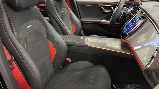 Used 2025 Mercedes-Benz E 53 AMG e 4MATIC Sedan image 33