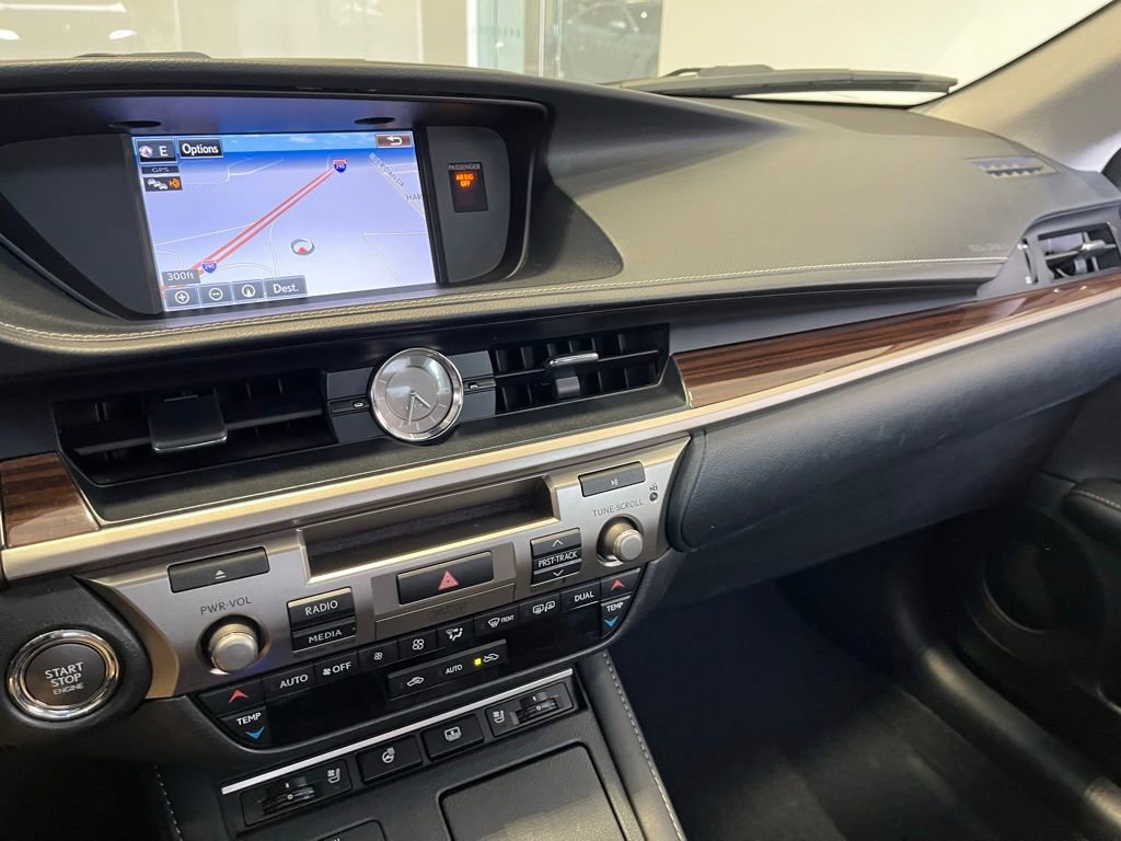Used 2016 Lexus ES 350 FWD image 37