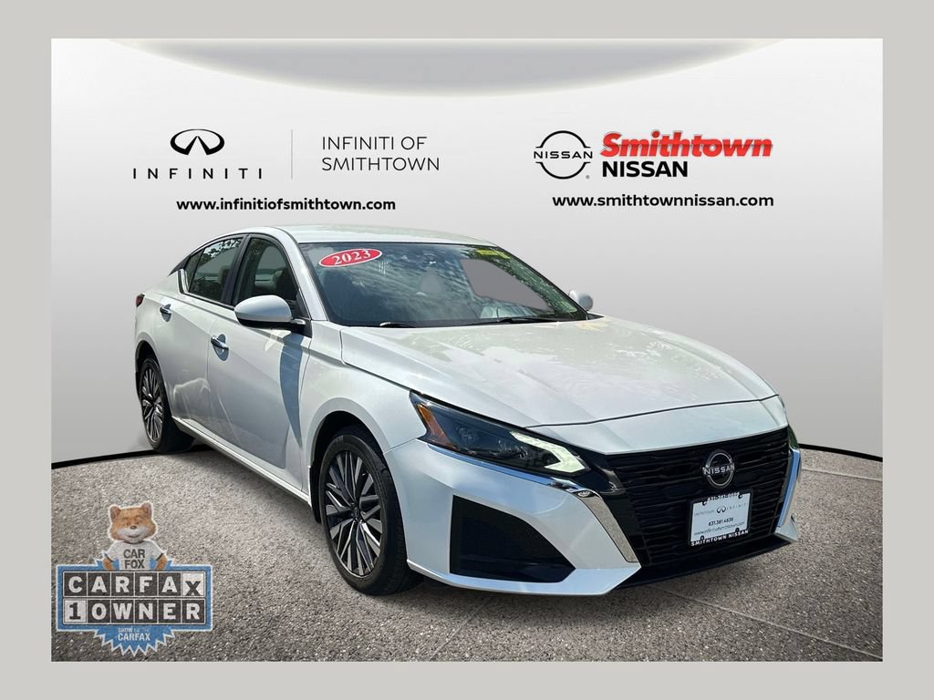 Used 2023 Nissan Altima 2.5 SV