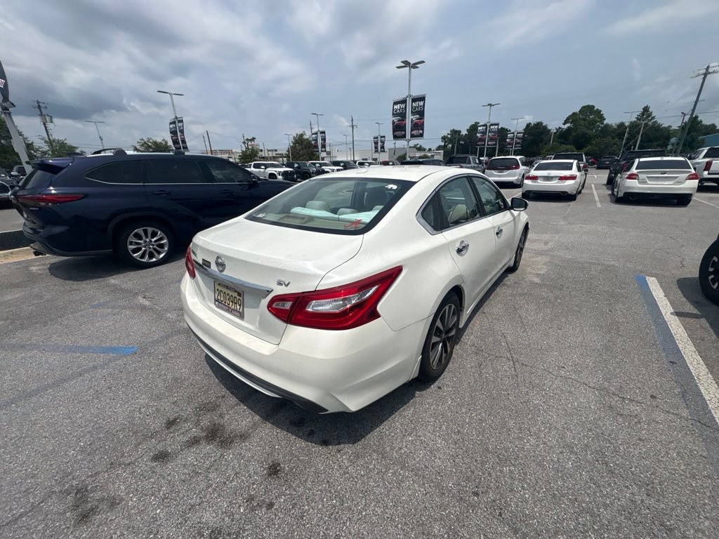 Used 2016 Nissan Altima 2.5 SV w/ Convenience Package FWD image 19