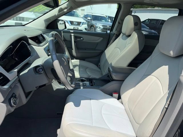 Used 2015 Chevrolet Traverse LT AWD/4WD image 13