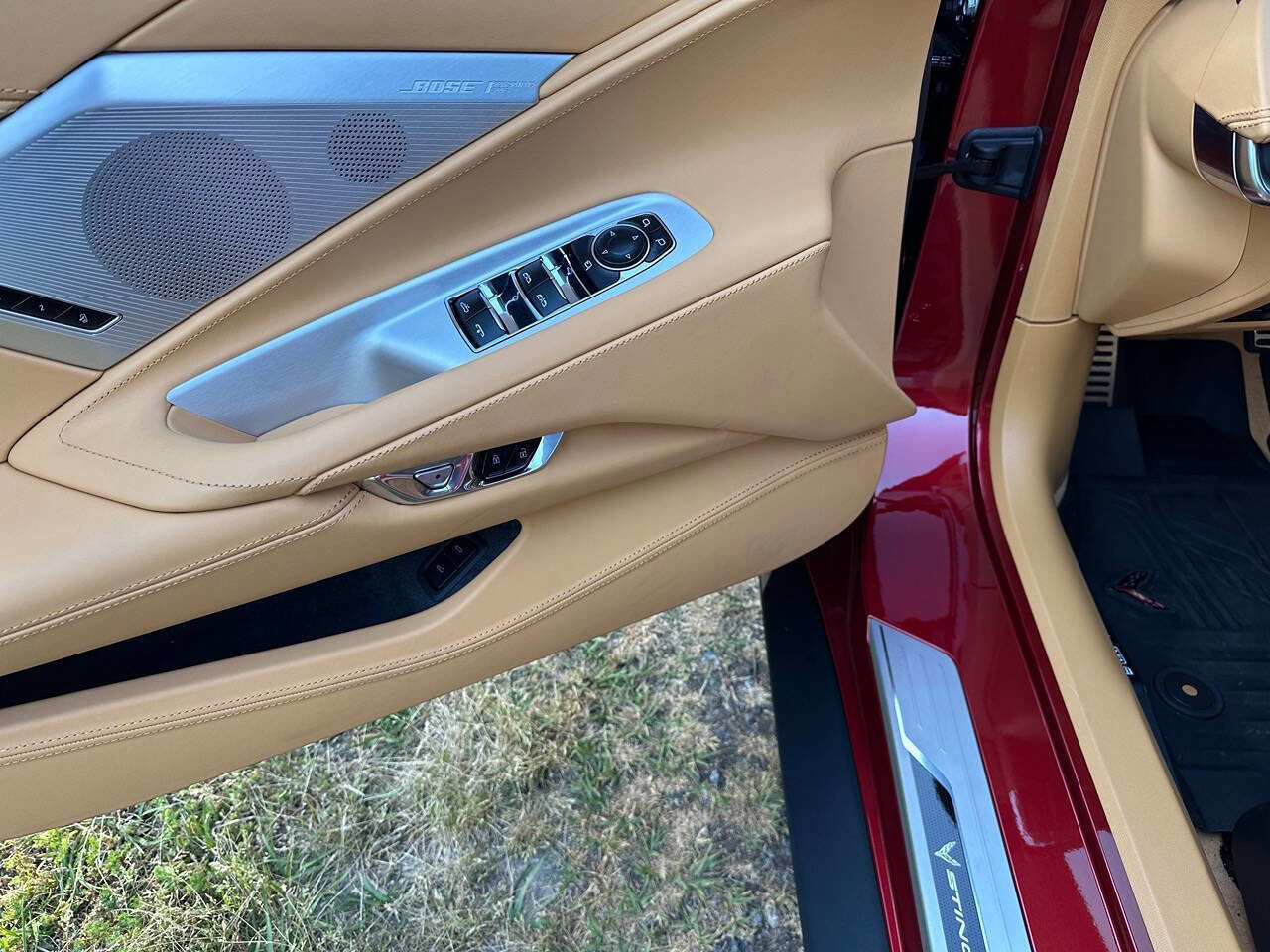 Used 2024 Chevrolet Corvette Stingray Premium Conv w/ Z51 Performance Package RWD image 18