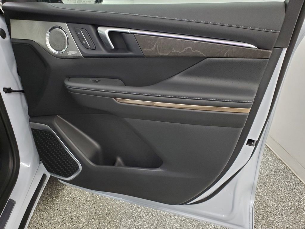 New 2026 Buick Enclave Avenir w/ Super Cruise Package image 18