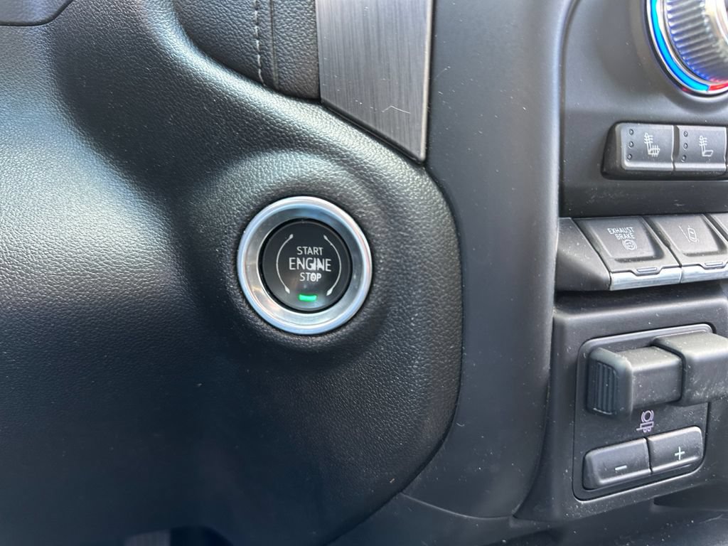 Used 2021 GMC Sierra 2500 Denali w/ Denali Ultimate Package AWD/4WD image 31