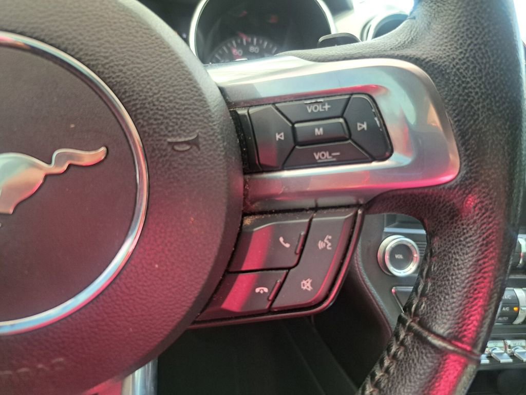 Used 2016 Ford Mustang Premium image 12